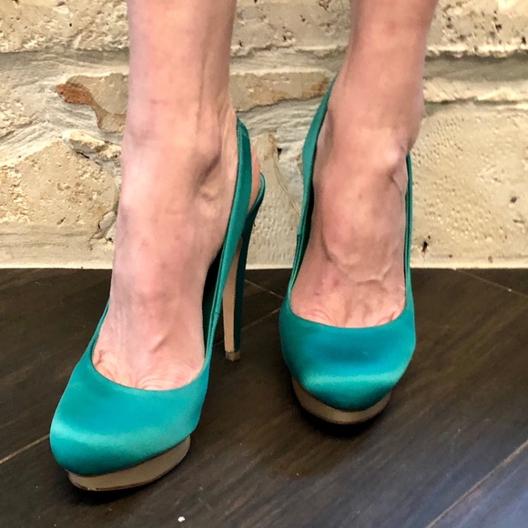 BCBG Fondly Island Platform Satin Sea Green Pump - Picture 7 of 8